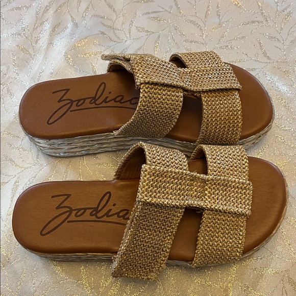 Zodiac Izzy Gold & Sliver Woven Chunky Raffia Platform 2” Sandals Size 8.5 - Picture 4 of 12